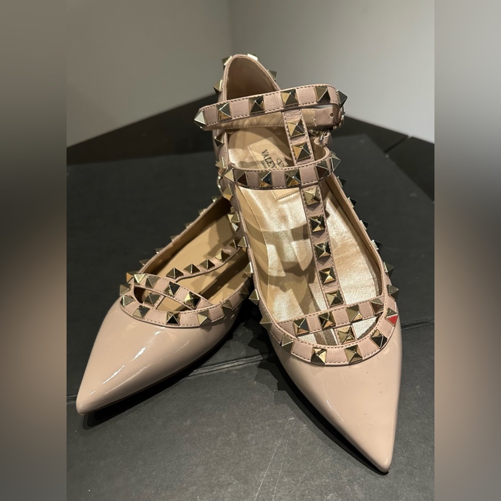 Valentino Rockstud Ballet Flats (Brand new with box)